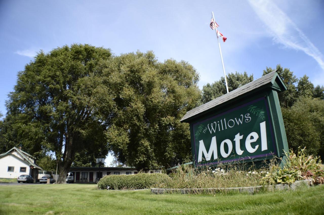 The Willows Motel Wilbur ภายนอก รูปภาพ